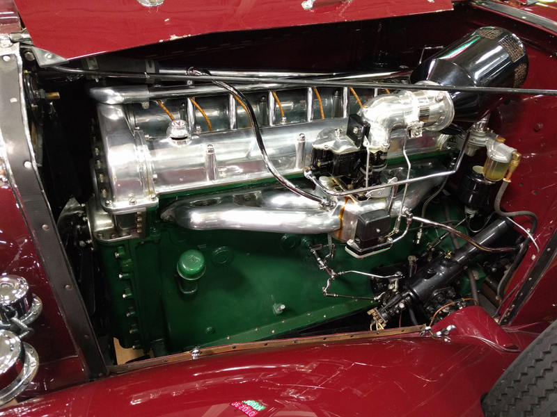 DOHC 32-valve Stutz I8.